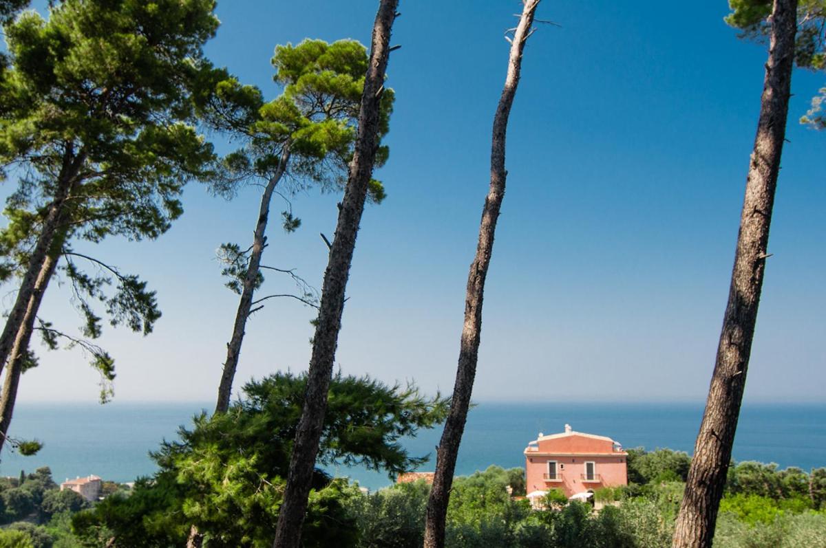 I Frangiventi Bed & Breakfast Rodi Garganico Exterior foto